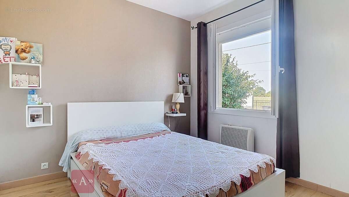 Maison à SAINT-SULPICE