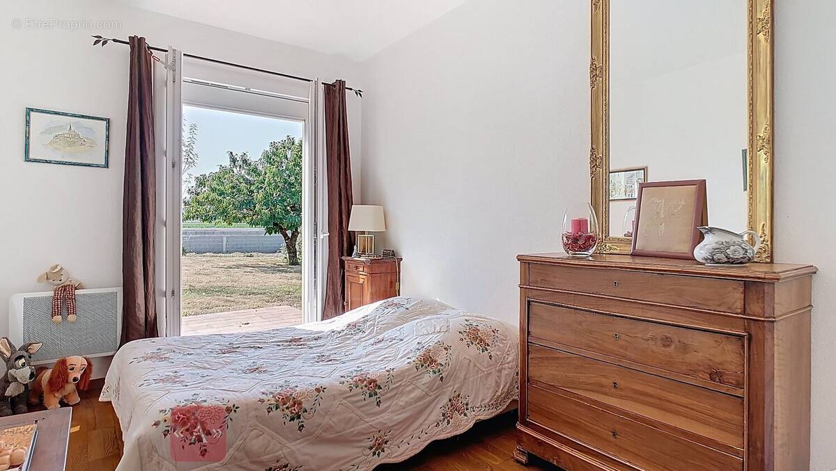 Maison à SAINT-SULPICE