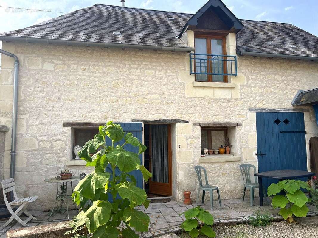 Dépendance-Gite entièrement rénové - Maison à NOUATRE