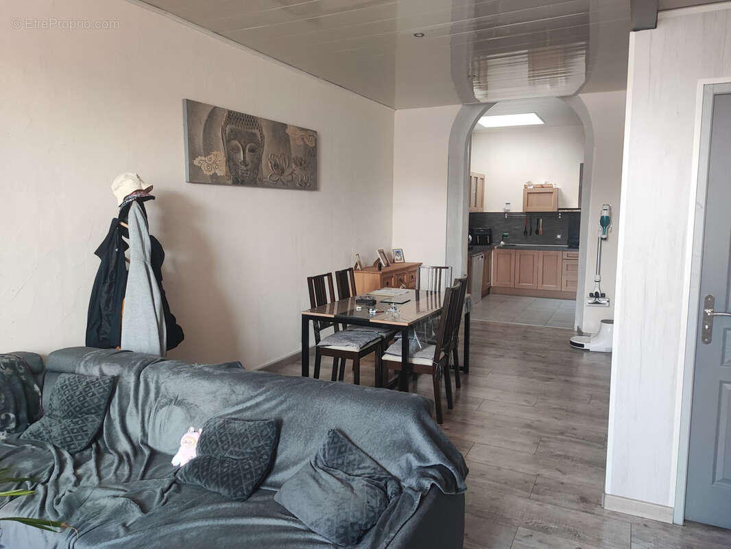 Maison à LA REDORTE