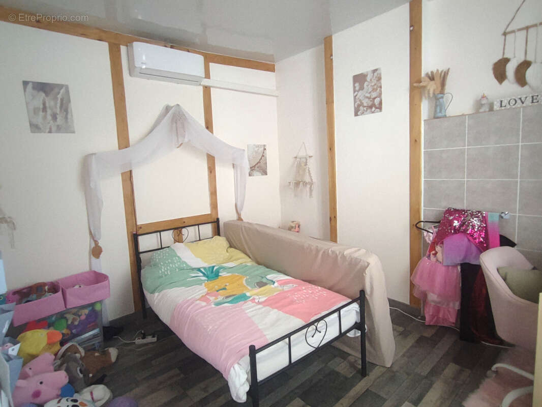 Maison à LA REDORTE