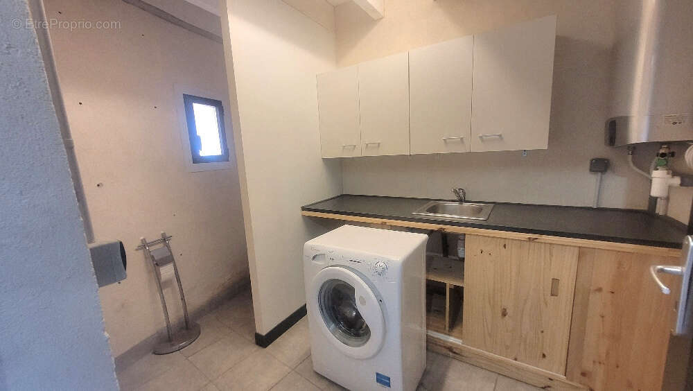 Maison à MONTREDON-DES-CORBIERES