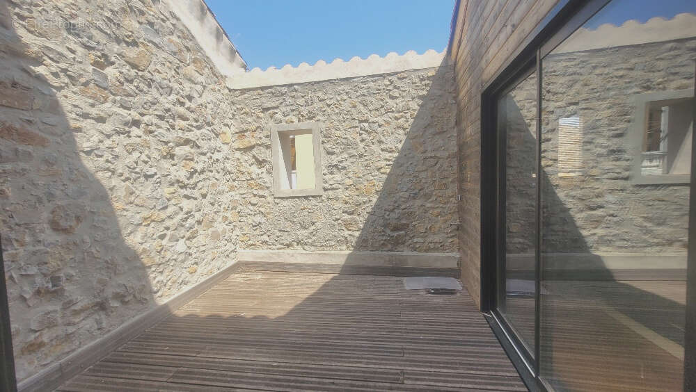 Maison à MONTREDON-DES-CORBIERES