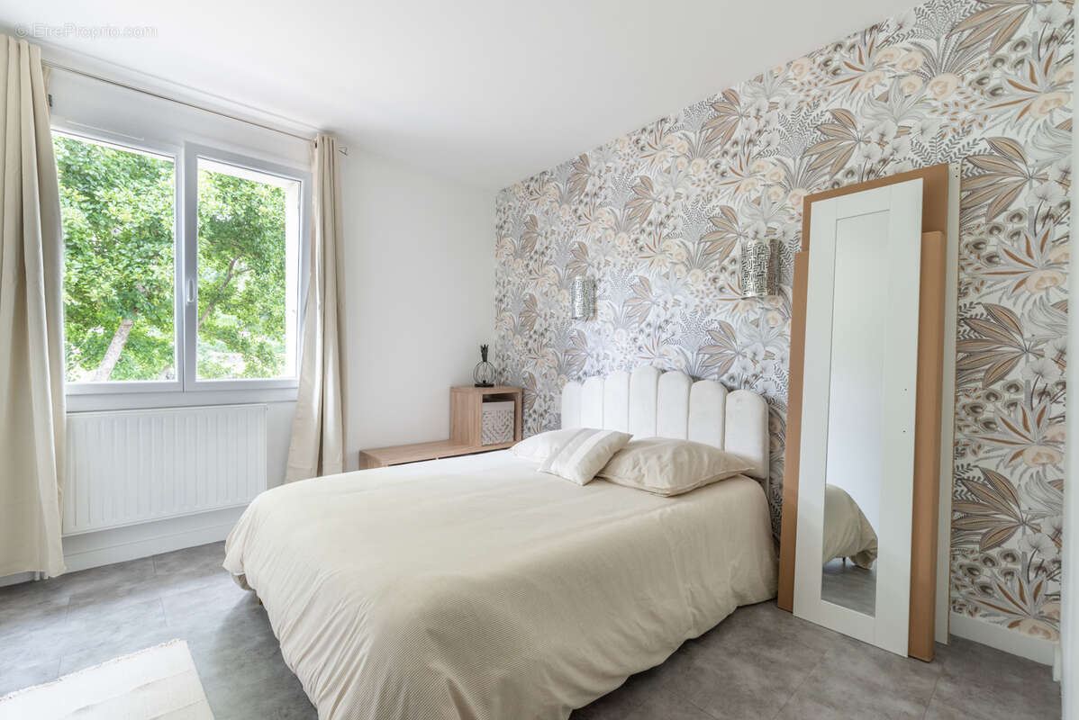 Maison à ESPALY-SAINT-MARCEL