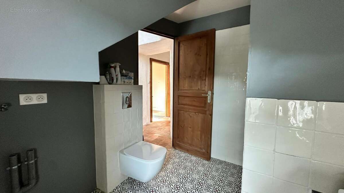 Maison à SAINT-CHRISTOPHE-VALLON