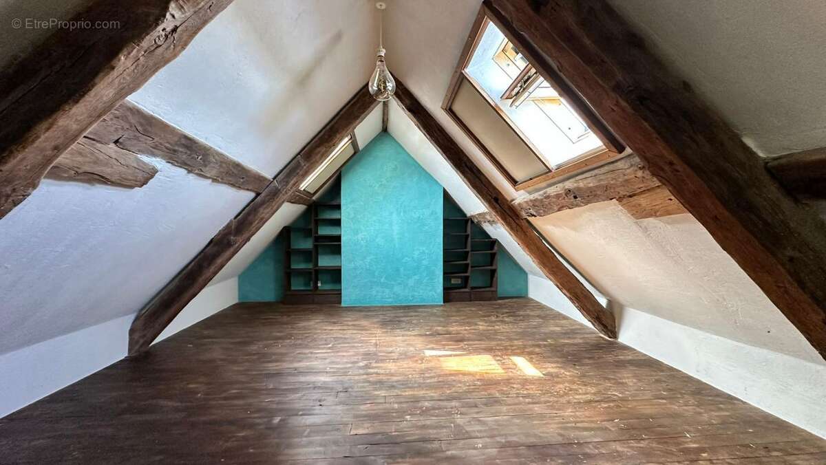 Maison à SAINT-CHRISTOPHE-VALLON