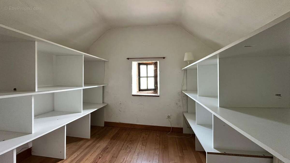 Maison à SAINT-CHRISTOPHE-VALLON