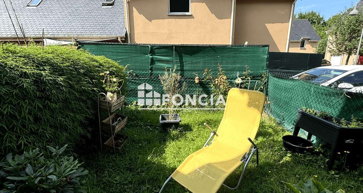 Maison à LA RIVIERE-SAINT-SAUVEUR