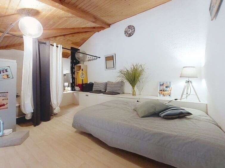 Appartement à VAUX-SUR-MER
