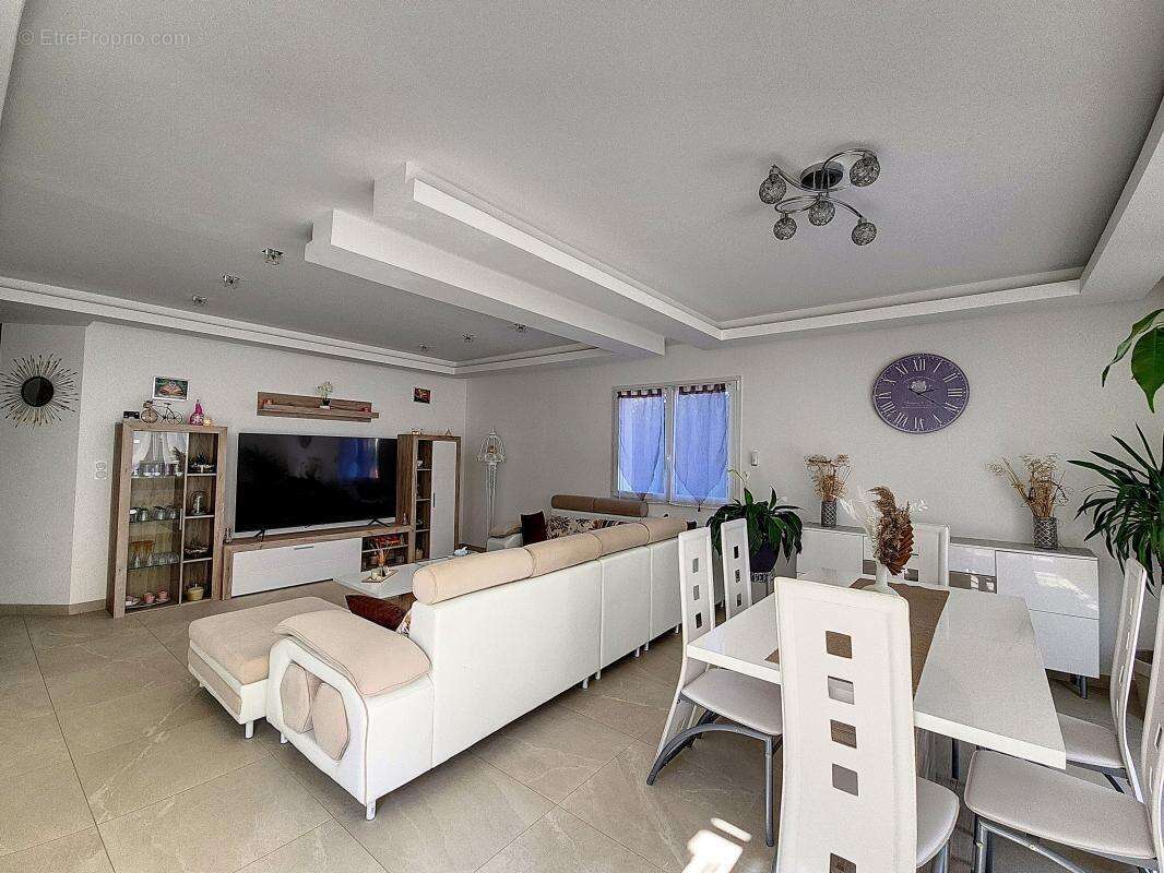 Maison à MARSANNAY-LA-COTE