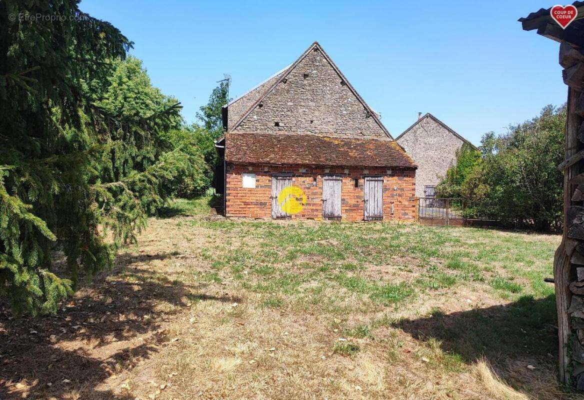 Maison à MONTCHEVRIER