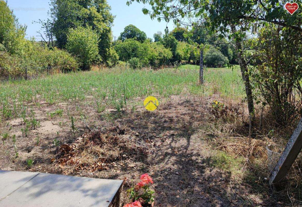 Maison à MONTCHEVRIER