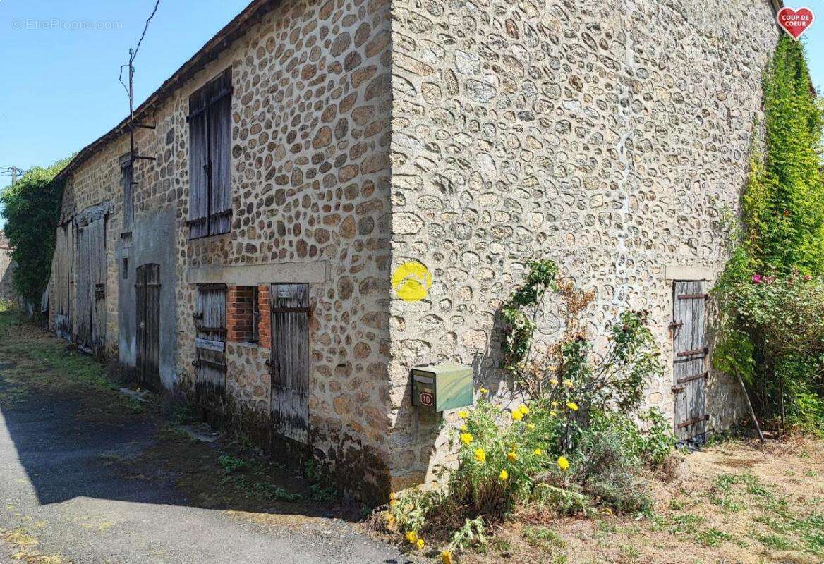 Maison à MONTCHEVRIER