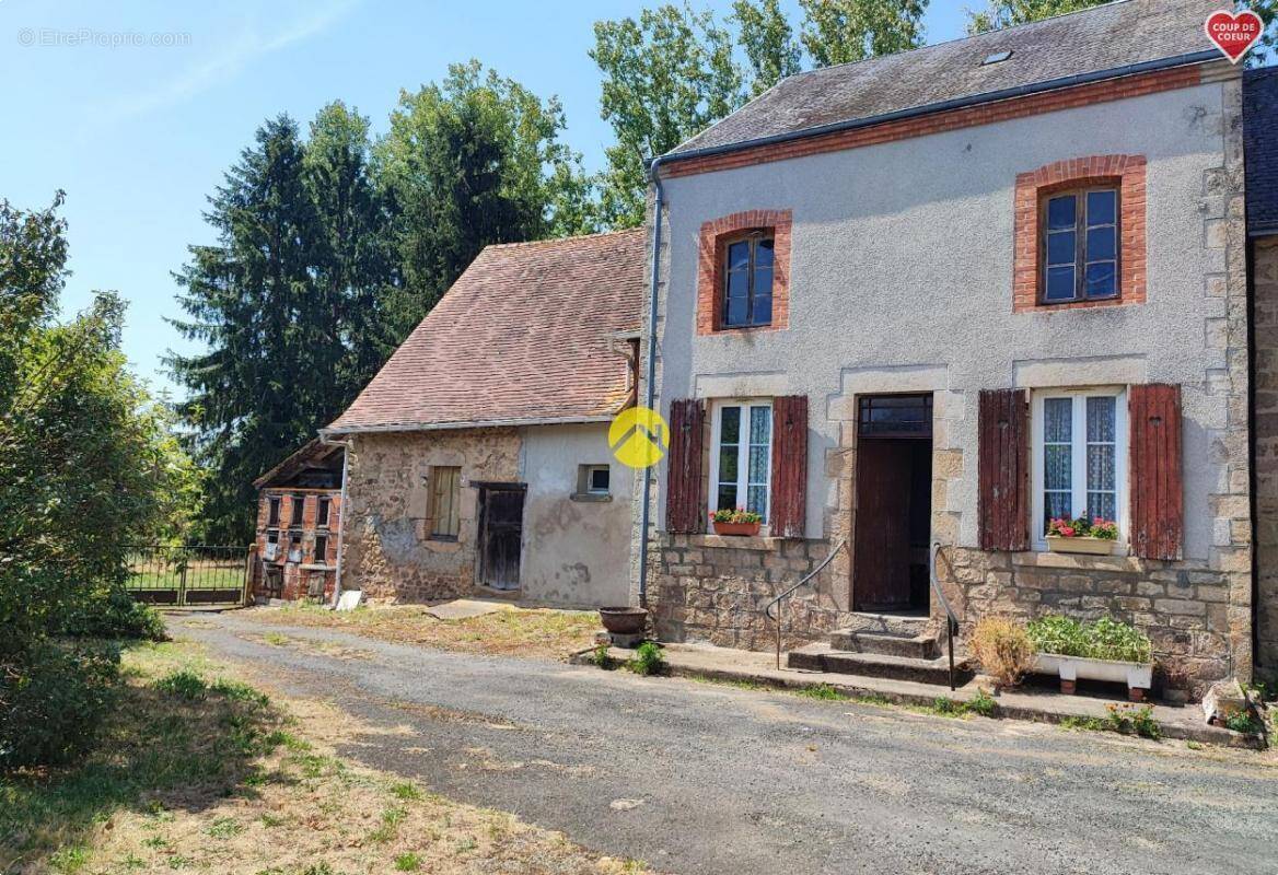 Maison à MONTCHEVRIER
