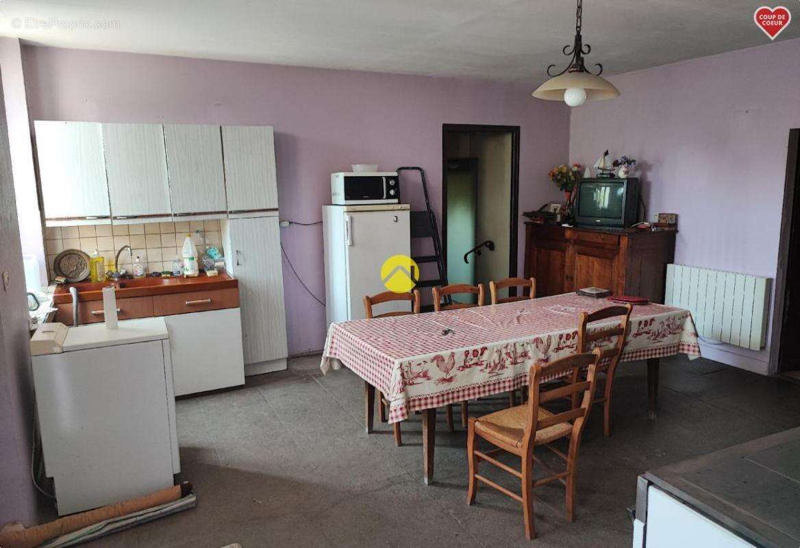 Maison à MONTCHEVRIER