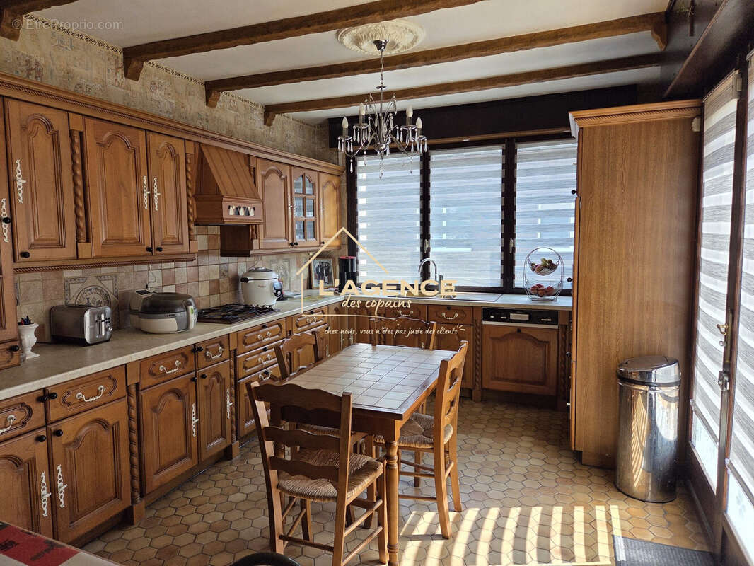 Maison à HAZEBROUCK