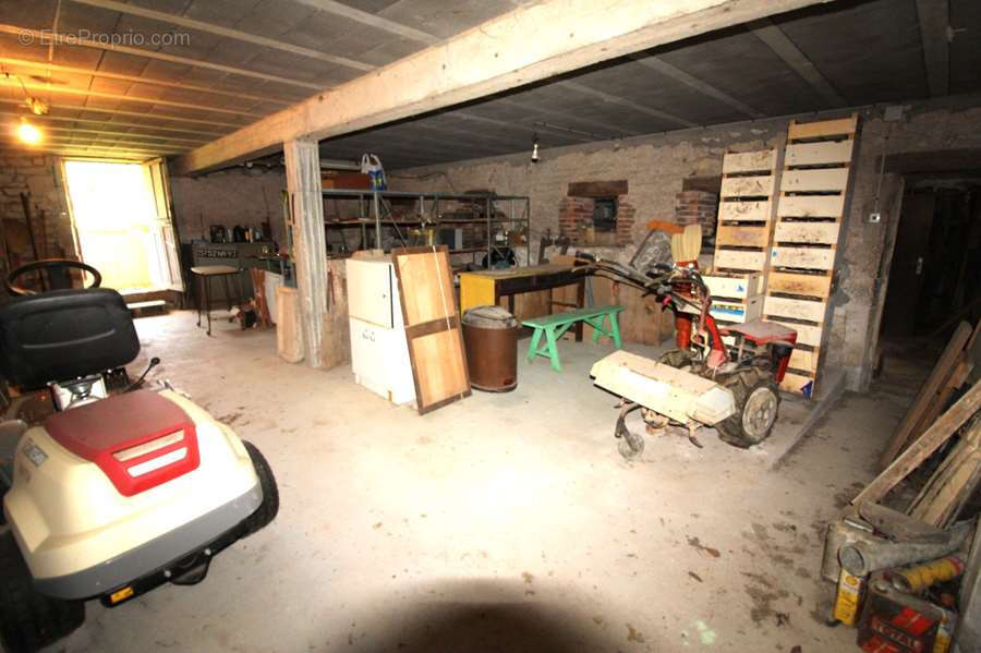 Maison à BRINON-SUR-BEUVRON