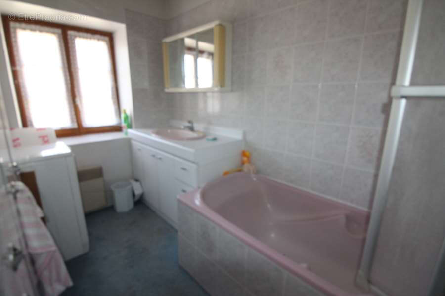 Maison à BRINON-SUR-BEUVRON