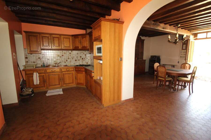 Maison à BRINON-SUR-BEUVRON