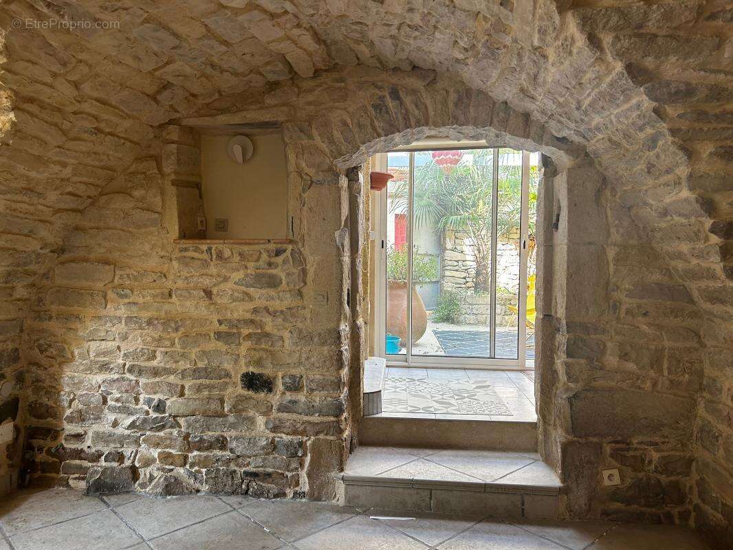 Maison à NAGES-ET-SOLORGUES