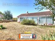 Maison à BESSAIS-LE-FROMENTAL