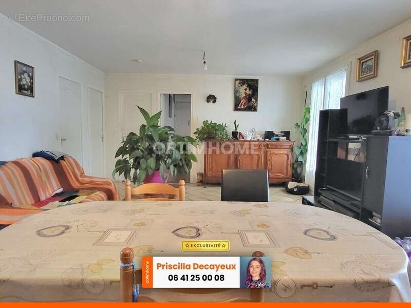 Maison à BESSAIS-LE-FROMENTAL