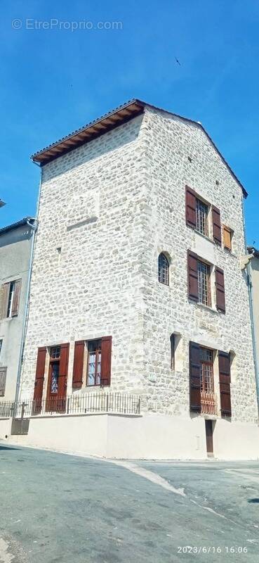 Maison à MEILHAN-SUR-GARONNE