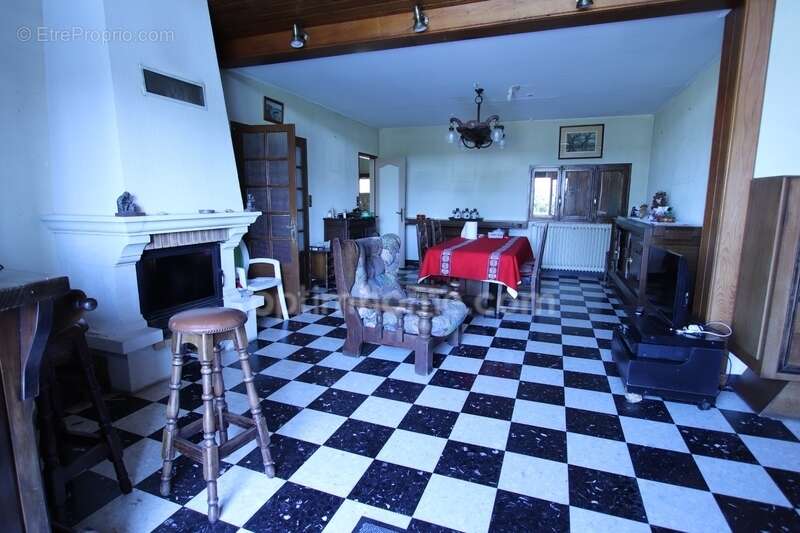 Maison à AUBIGNY-SUR-NERE