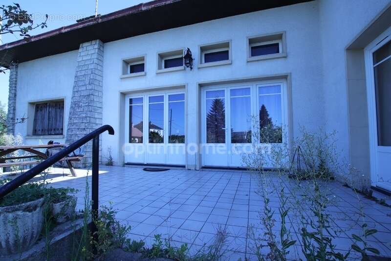 Maison à AUBIGNY-SUR-NERE