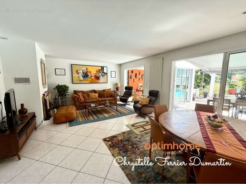 Maison à CARBON-BLANC