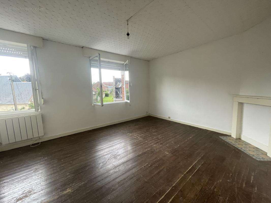 Maison à WALINCOURT-SELVIGNY