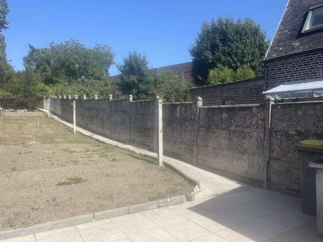 Maison à WALINCOURT-SELVIGNY