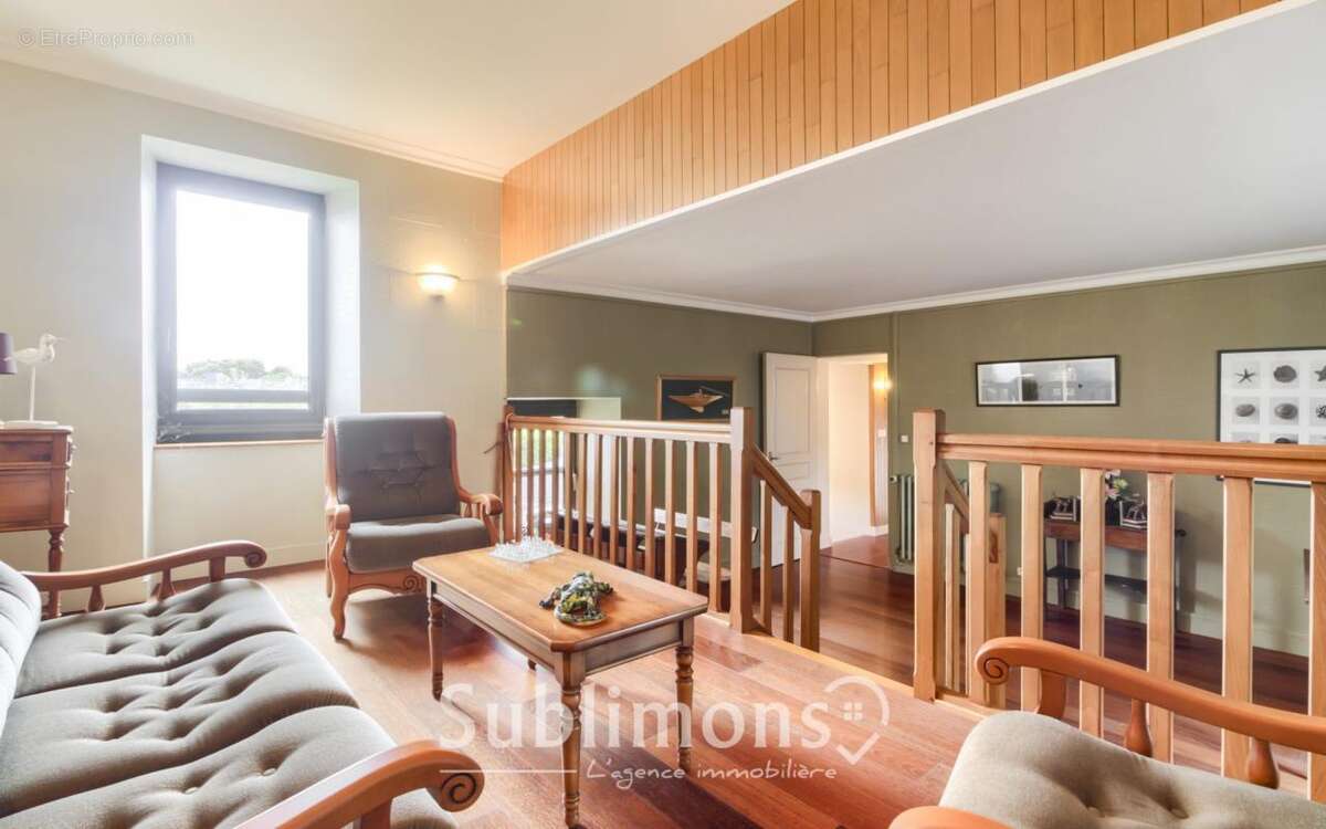 Maison à LOCOAL-MENDON