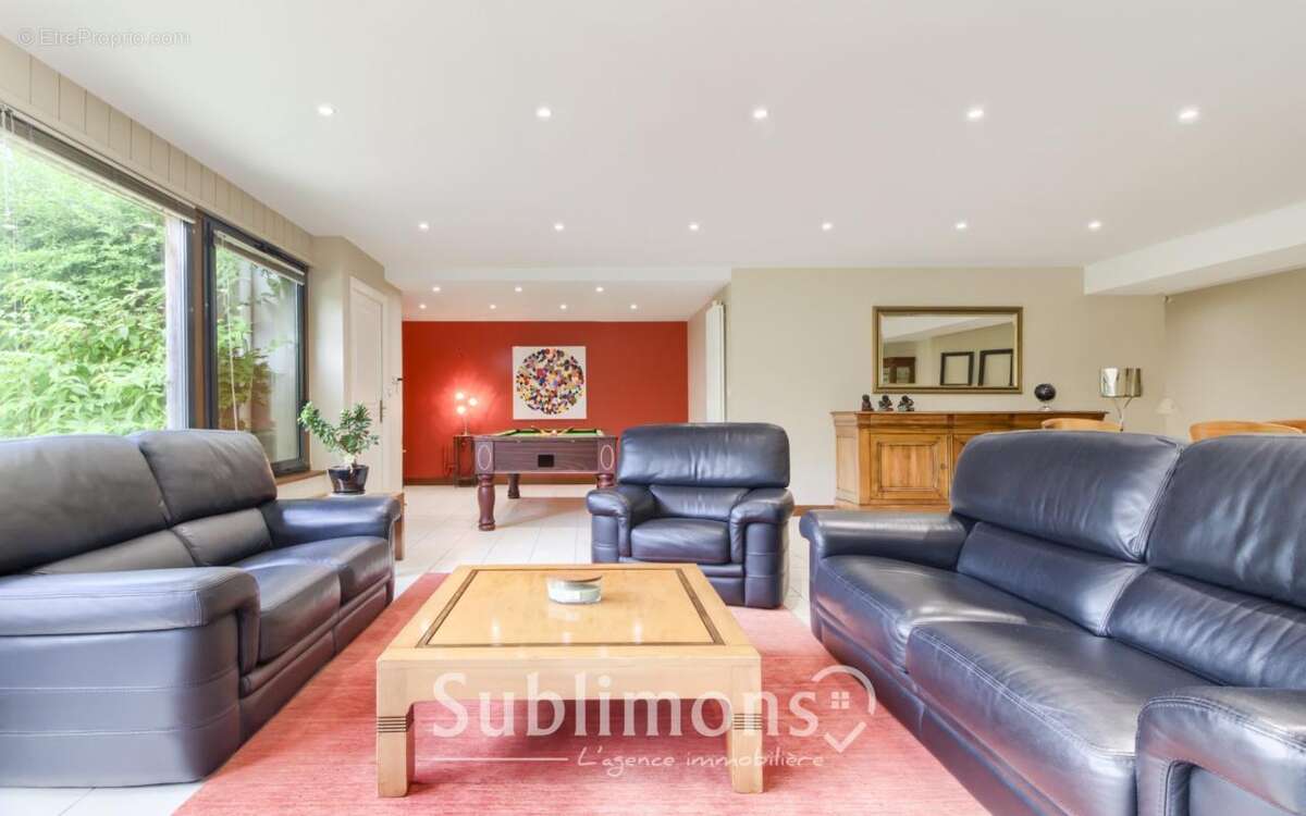 Maison à LOCOAL-MENDON