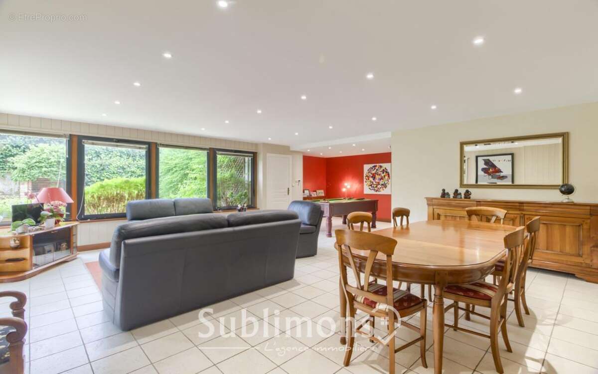 Maison à LOCOAL-MENDON