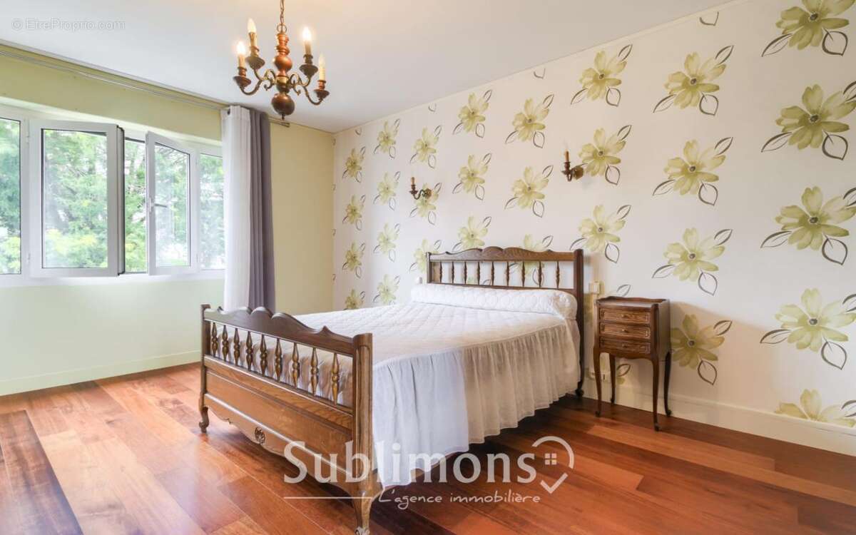 Maison à LOCOAL-MENDON