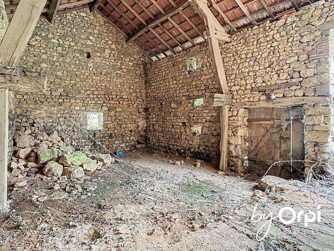 Maison à ROCHE-D'AGOUX