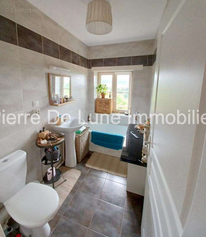 Appartement à LE BOIS-D&#039;OINGT