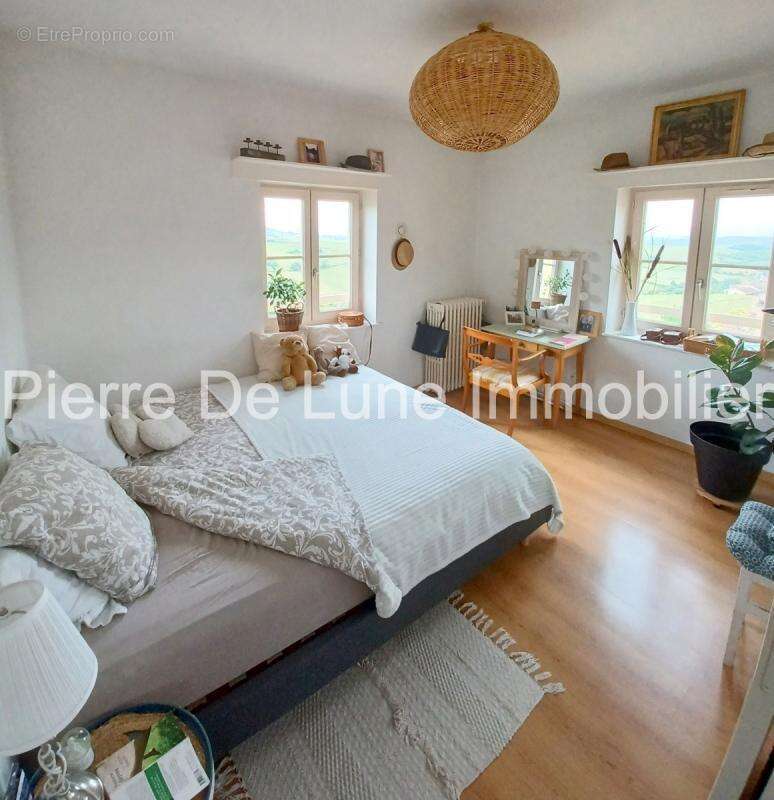 Appartement à LE BOIS-D&#039;OINGT