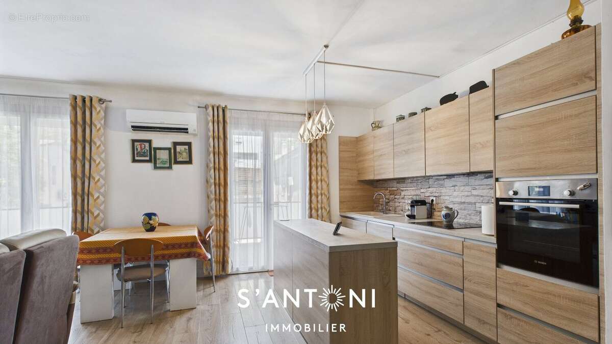 Appartement à SERVIAN