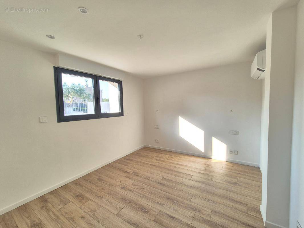 Appartement à SANARY-SUR-MER