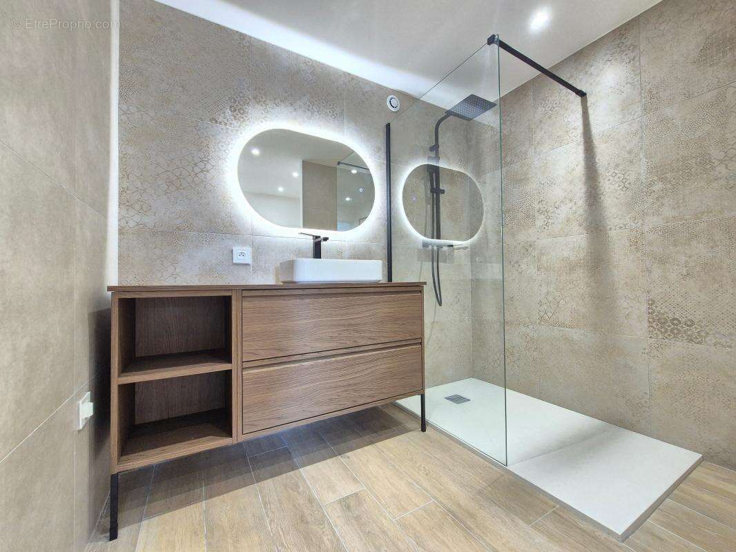 Appartement à SANARY-SUR-MER