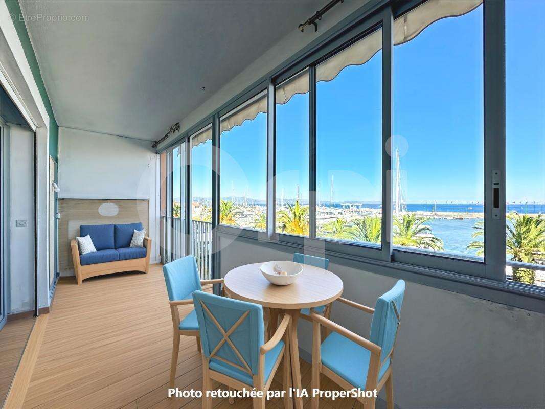 Appartement à HYERES