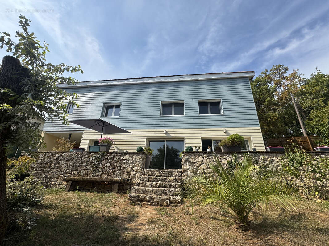 Maison à CONDEZAYGUES