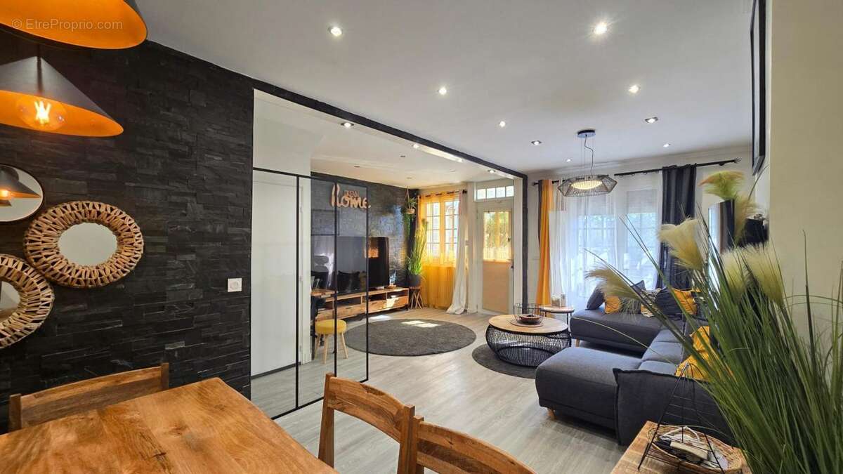 Maison à SAINT-PRIX