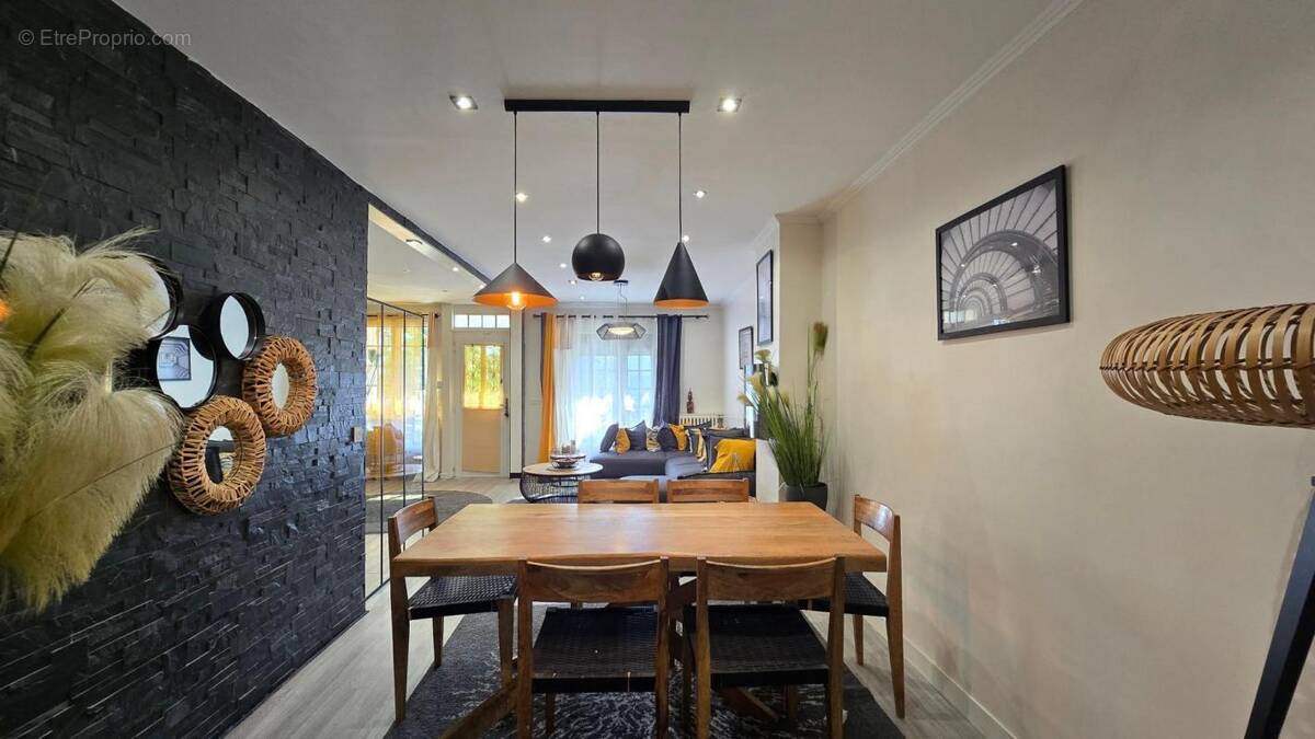 Maison à SAINT-PRIX