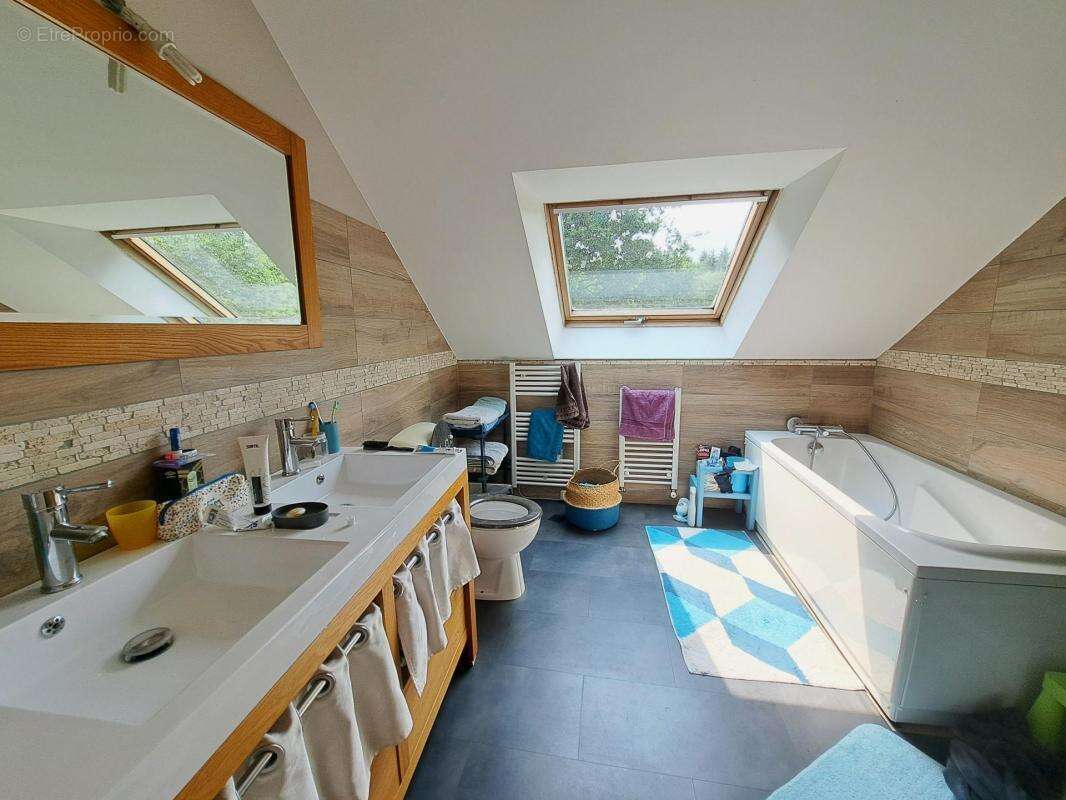 Maison à LIGNIERES-ORGERES