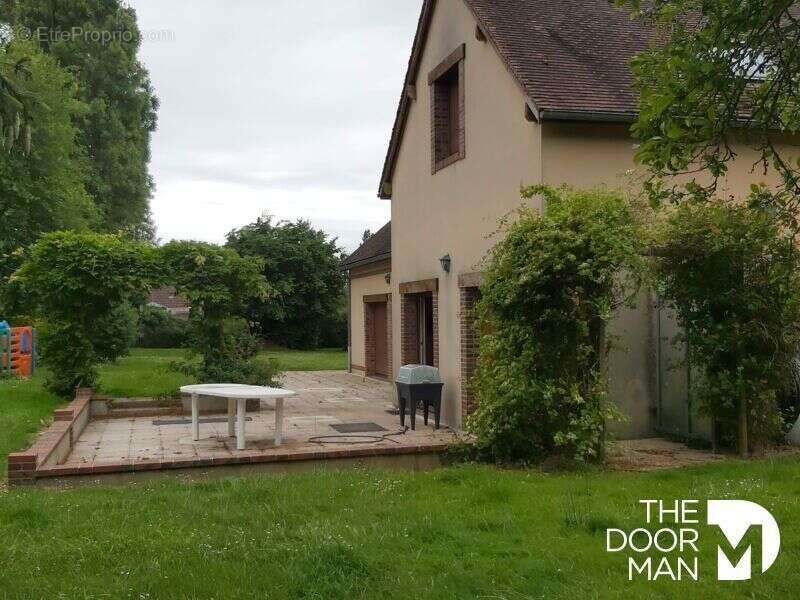 Maison à ILLIERS-COMBRAY