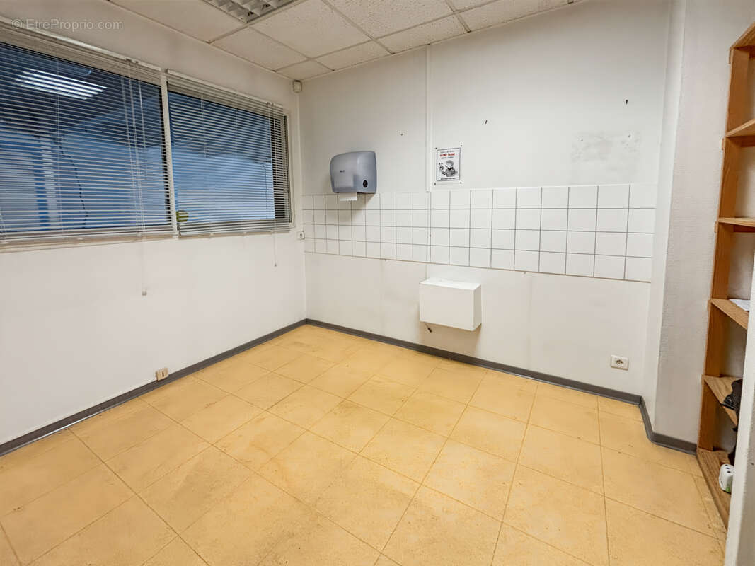 Commerce à CONCARNEAU