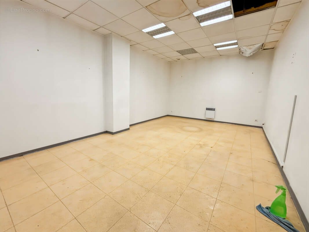 Commerce à CONCARNEAU